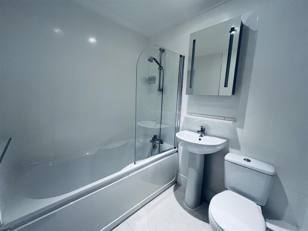 Additional property image - Cavendish Place, Bournemouth