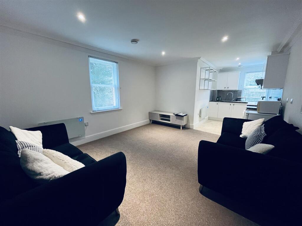 Additional property image - Cavendish Place, Bournemouth