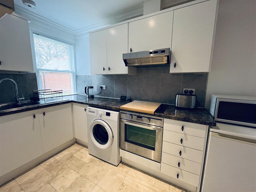 Additional property image - Cavendish Place, Bournemouth
