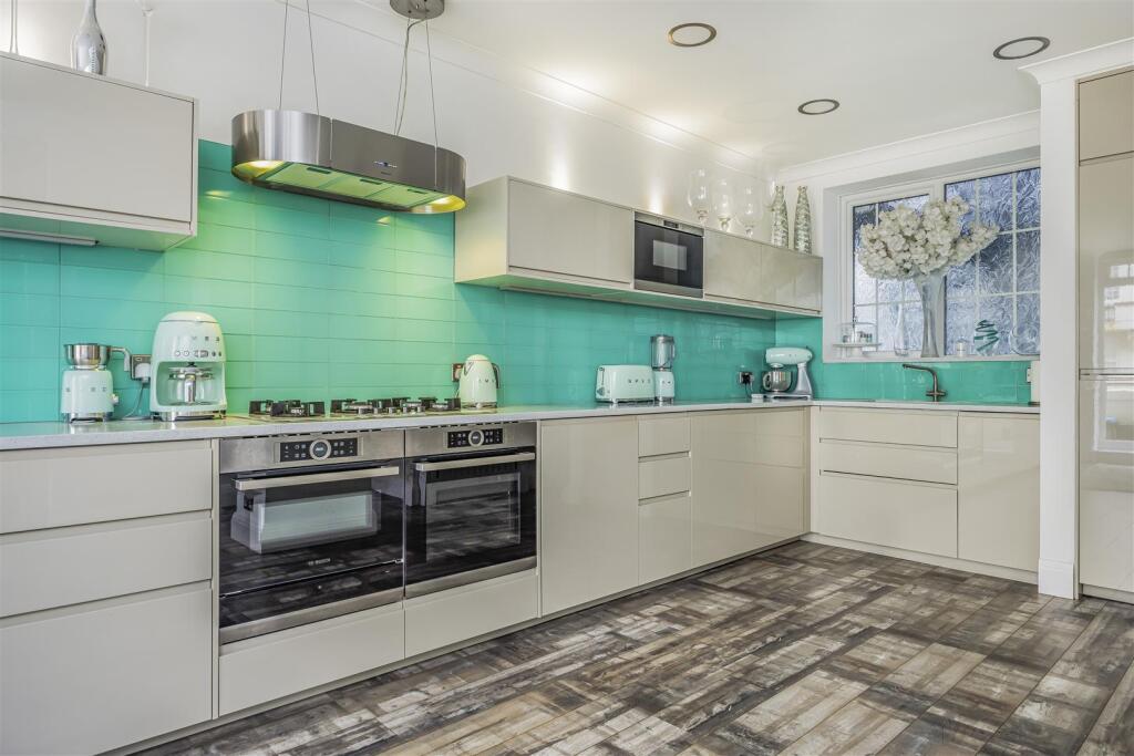 Additional property image - Bath Road, Bournemouth