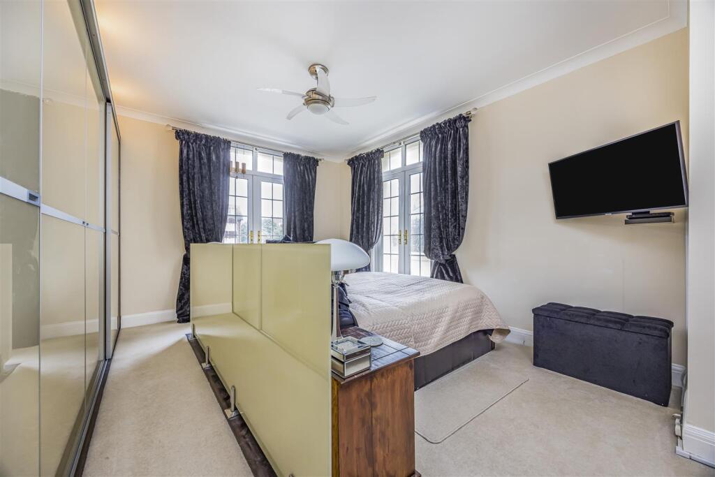 Additional property image - Bath Road, Bournemouth