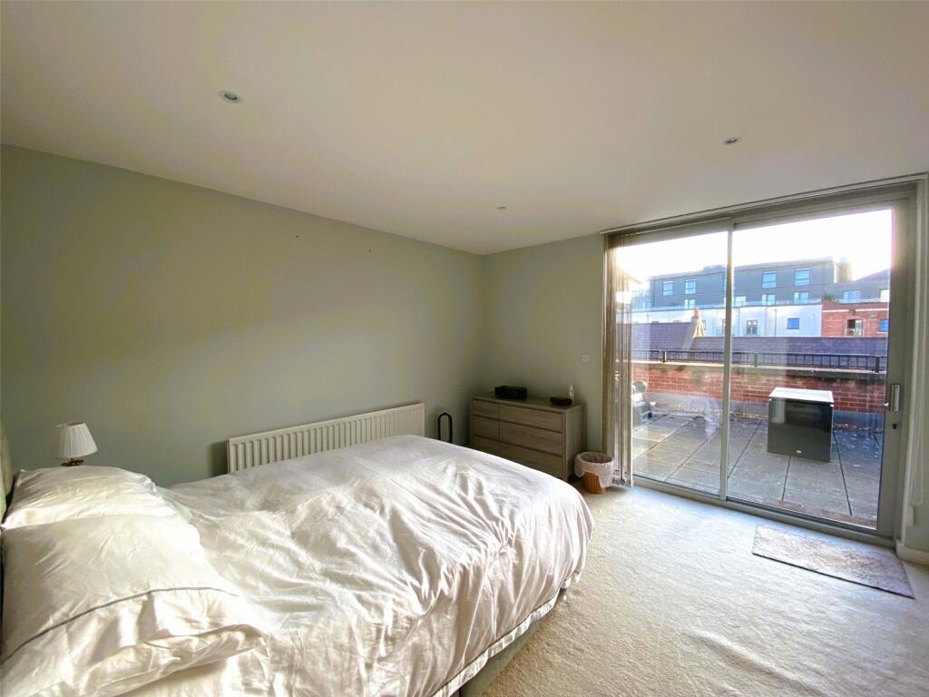 Additional property image - Golden Lion Court, Redcliff Street, Bristol, BS1
