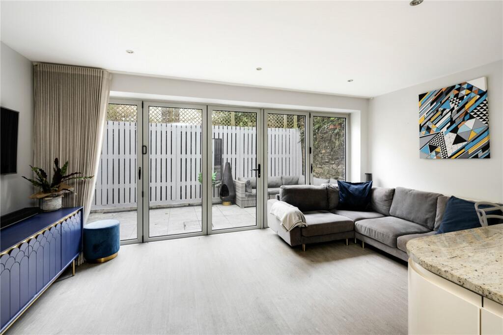Additional property image - Vyvyan Road, Clifton, Bristol, BS8