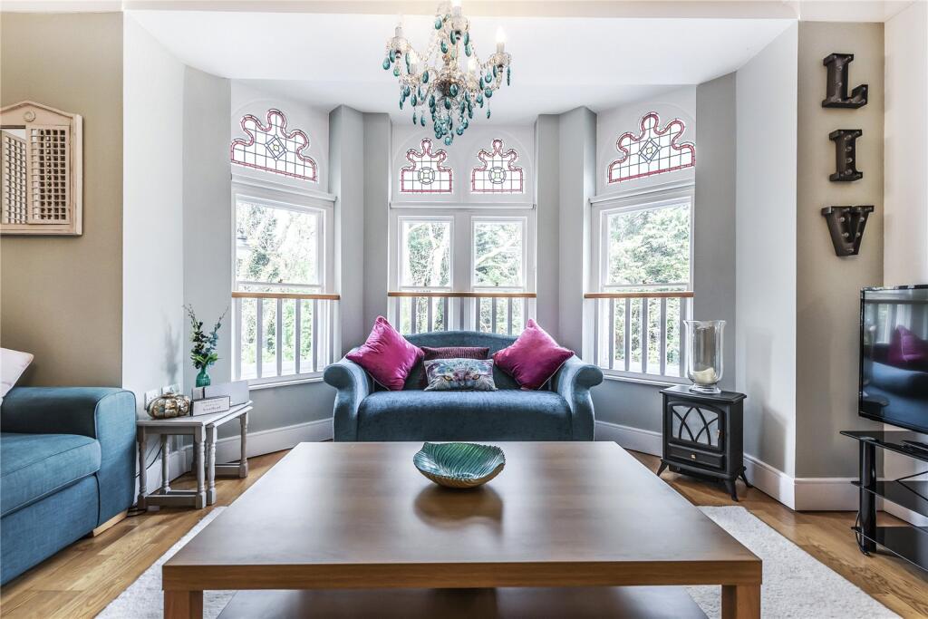 Main image of property: Royal Parade, 2-7 Elmdale Road, Bristol, BS8