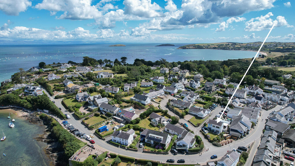 3 bedroom apartment for sale in 2 Craig Y Benar, Harbour Estate