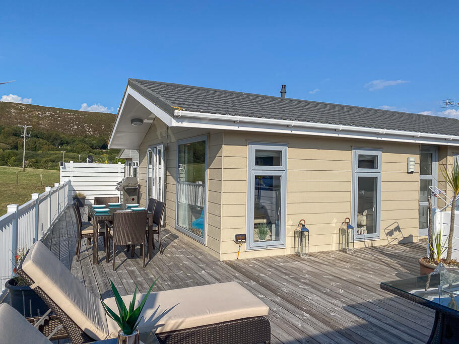 3 bedroom chalet for sale in O9 The Warren, Abersoch, LL53