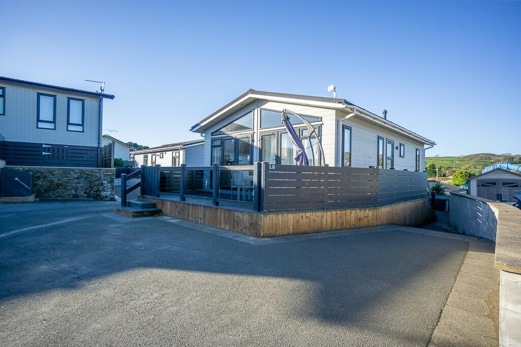 3 bedroom chalet for sale in L8, 3 Bedroom Chalet on The Warren