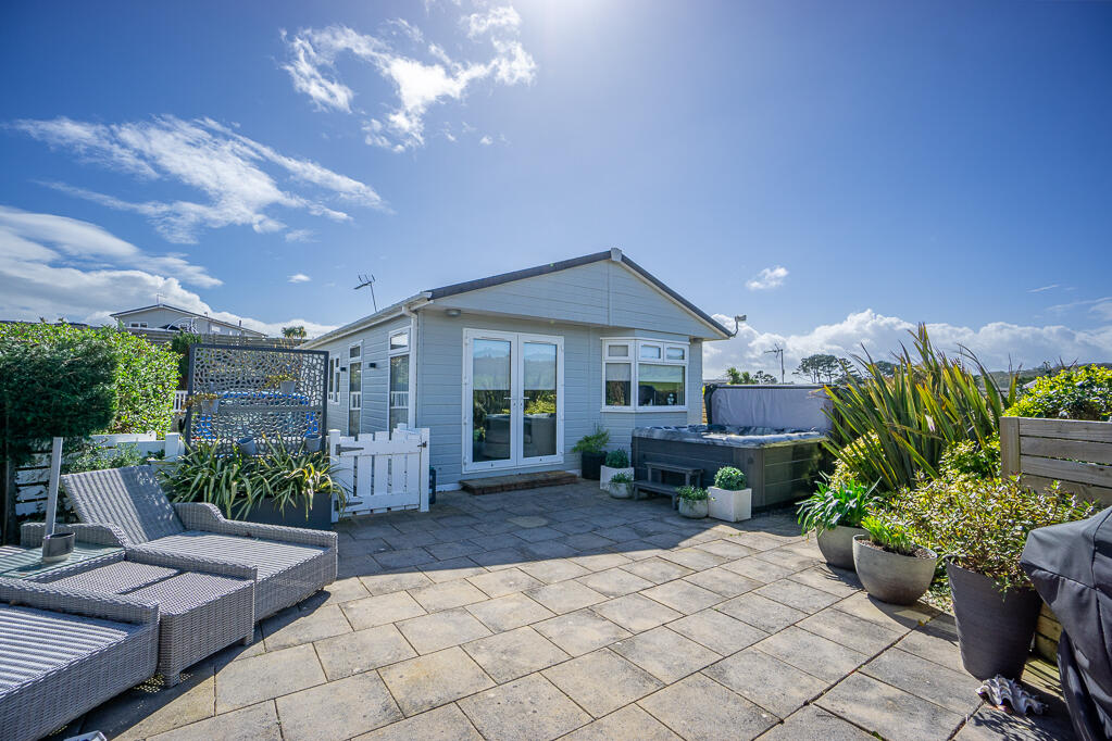 3 bedroom chalet for sale in M5 The Warren, Abersoch, LL53