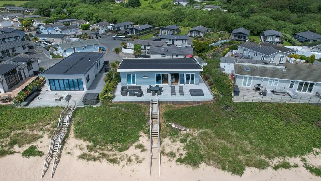 3 bedroom chalet for sale in W14 The Warren, Abersoch, LL53