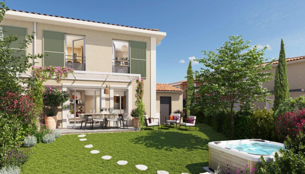 Main image of property: Provence-Alps-Cote d`Azur, Var, Cogolin