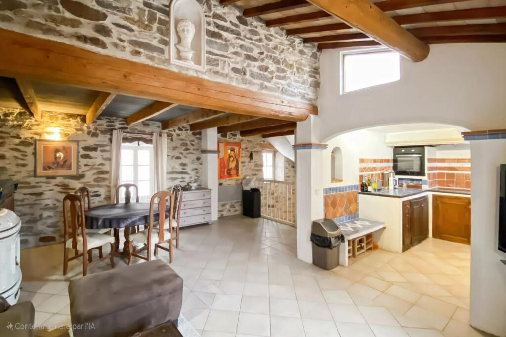 Main image of property: Provence-Alps-Cote d`Azur, Var, La Garde-Freinet