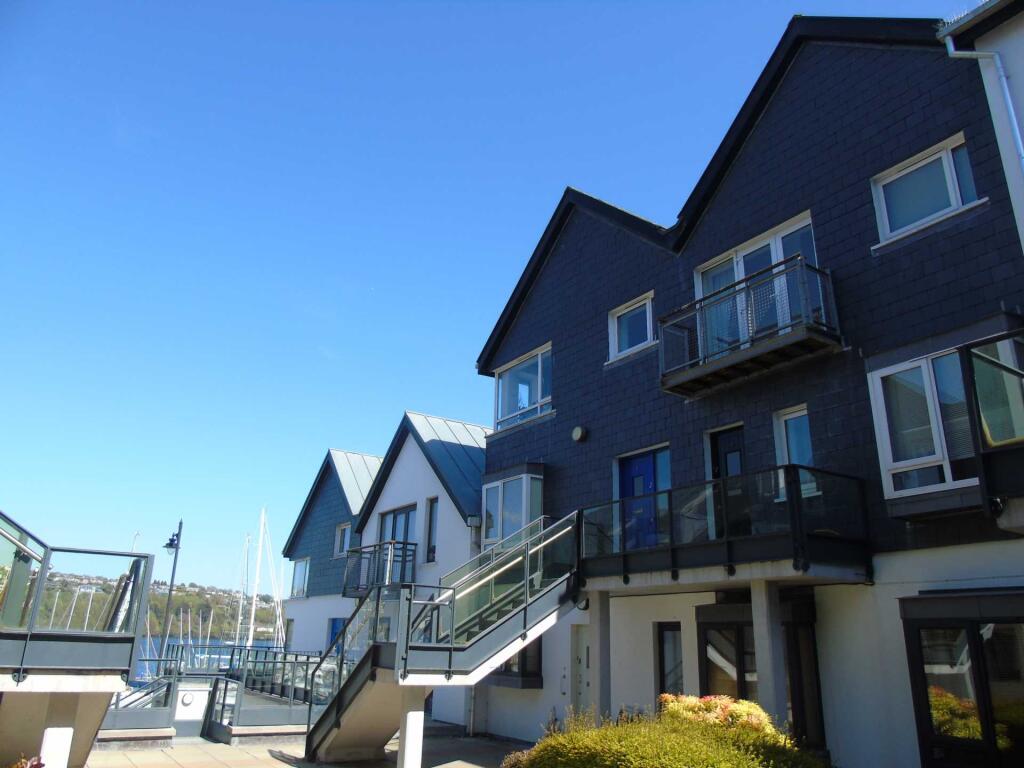 Main image of property: 7 Shearwater, Pier Road, Kinsale, Co Cork, P17 H295