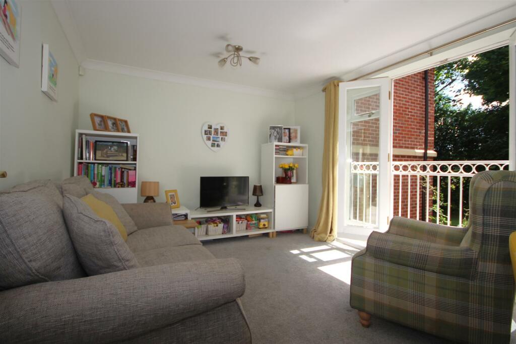 Additional property image - Greenleaves, Clays Hill, Bramber