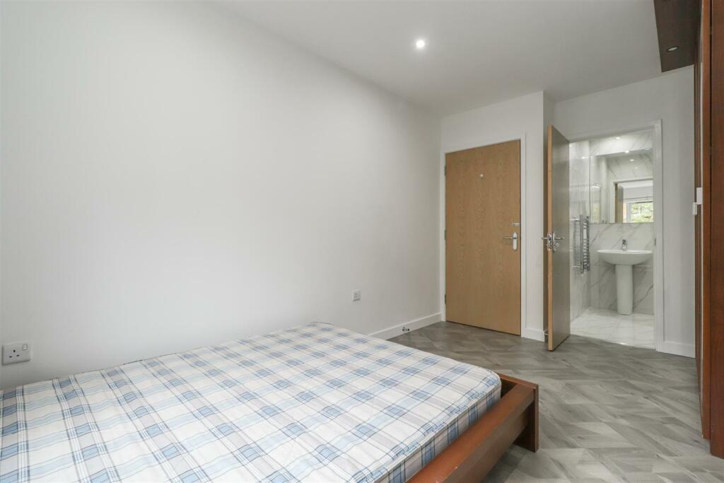 Additional property image - Caister Hall, Conisbrough Keep, Coventry
