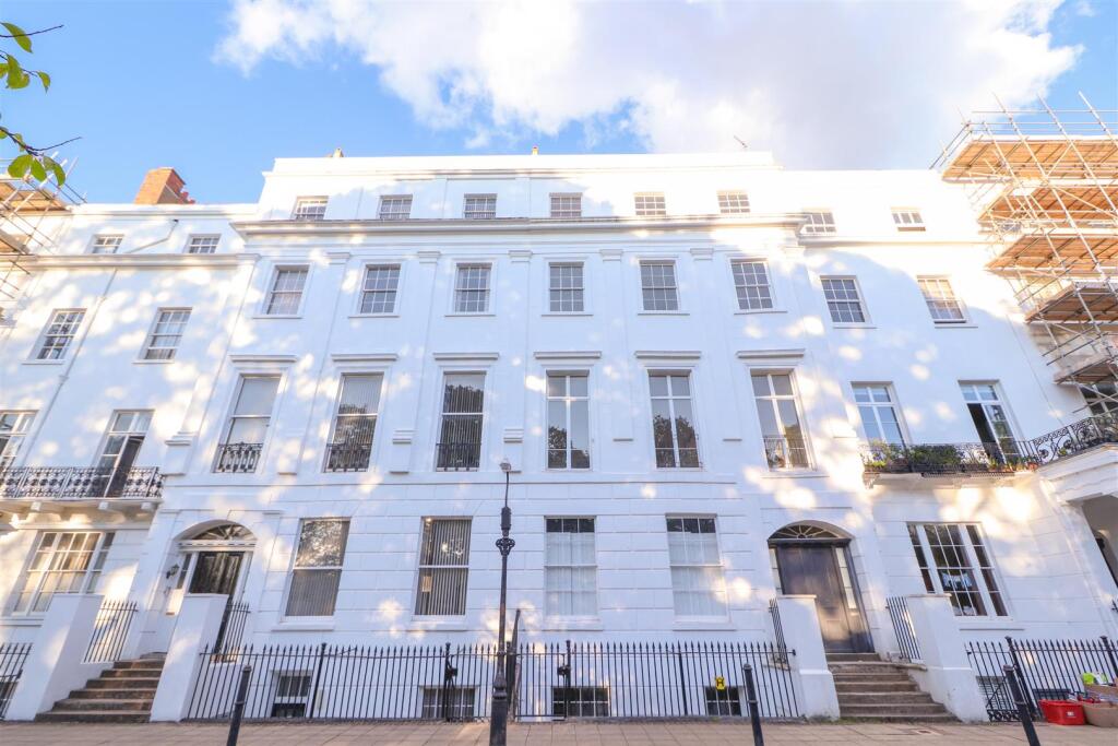 Main image of property: Clarendon Square, Leamington Spa