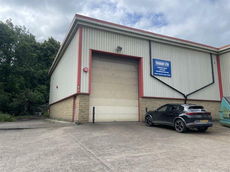 Light industrial facility to lease in Unit 2, Eastgate, Elland, HX5