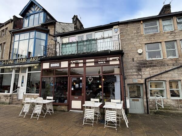 Main image of property: 39 & 39A Burnley Road, Todmorden, West Yorkshire, OL14 7BU