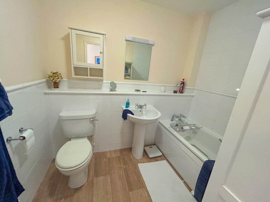 Additional property image - Compton Court, Rugby, CV22
