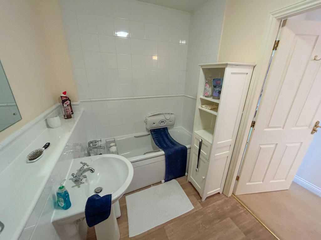 Additional property image - Compton Court, Rugby, CV22
