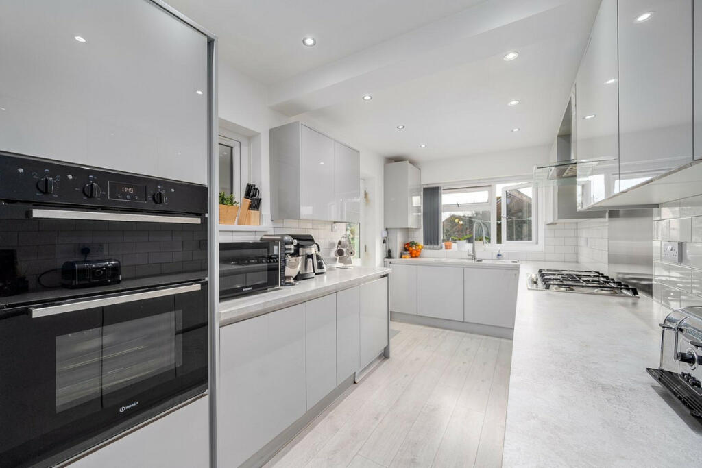 Additional property image - Sunningdale Avenue, Coventry, CV6