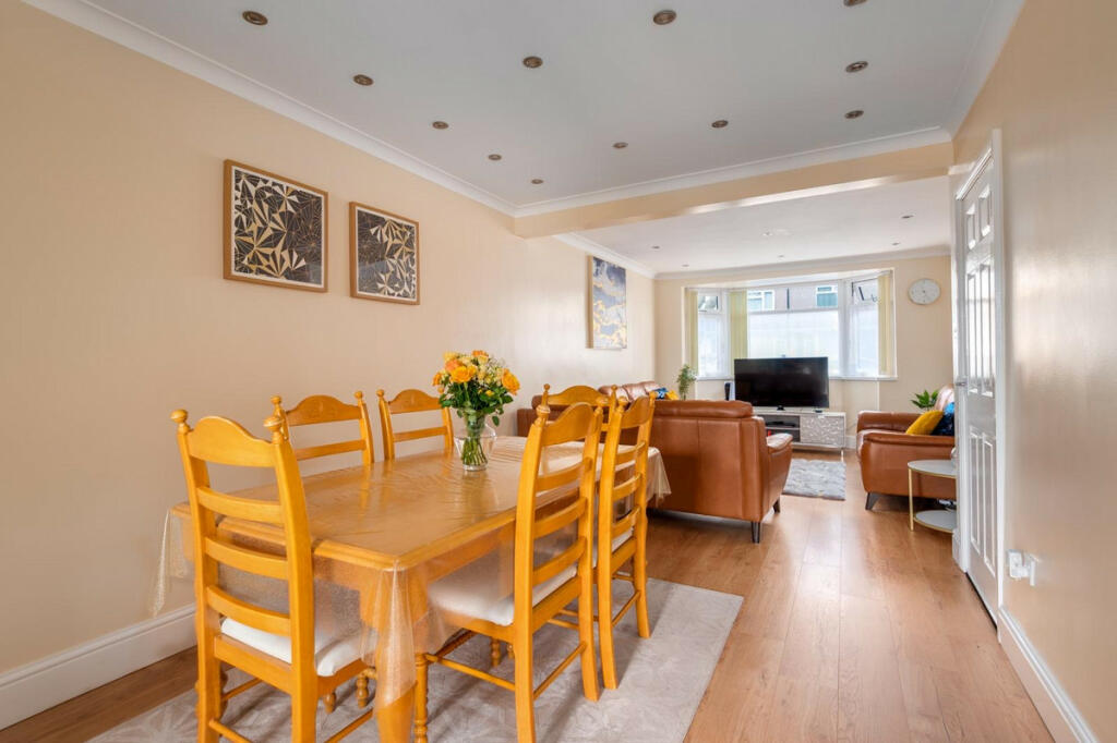 Additional property image - Sunningdale Avenue, Coventry, CV6