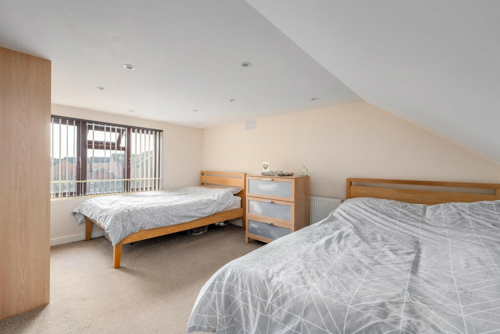 Additional property image - Sunningdale Avenue, Coventry, CV6