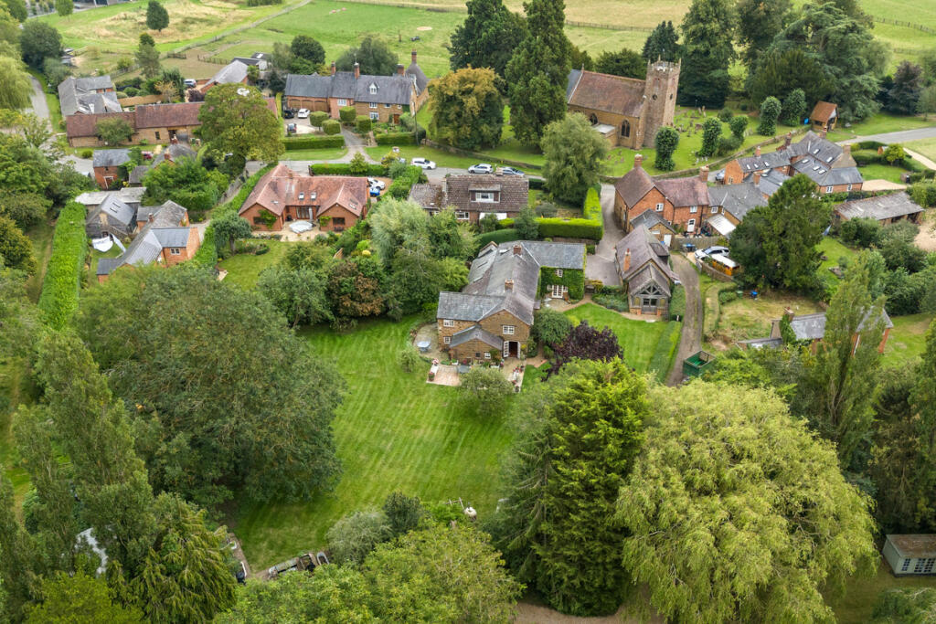 Additional property image - Church End, Priors Hardwick, CV47