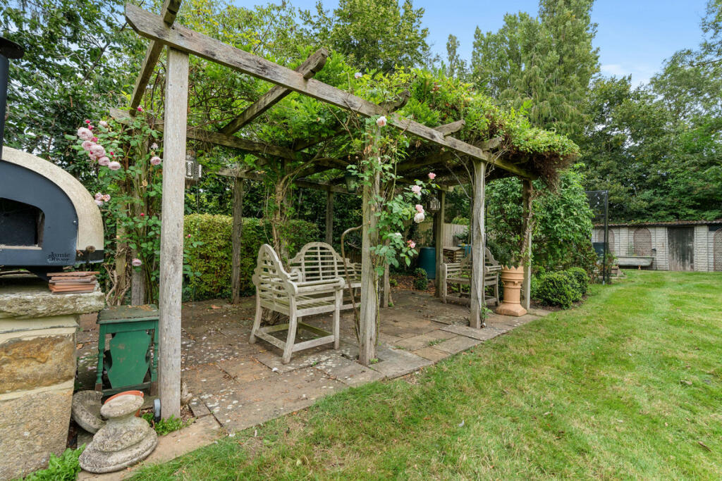Additional property image - Church End, Priors Hardwick, CV47