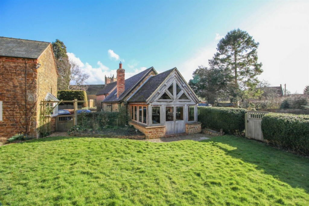 Additional property image - Church End, Priors Hardwick, CV47
