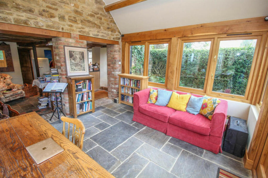 Additional property image - Church End, Priors Hardwick, CV47