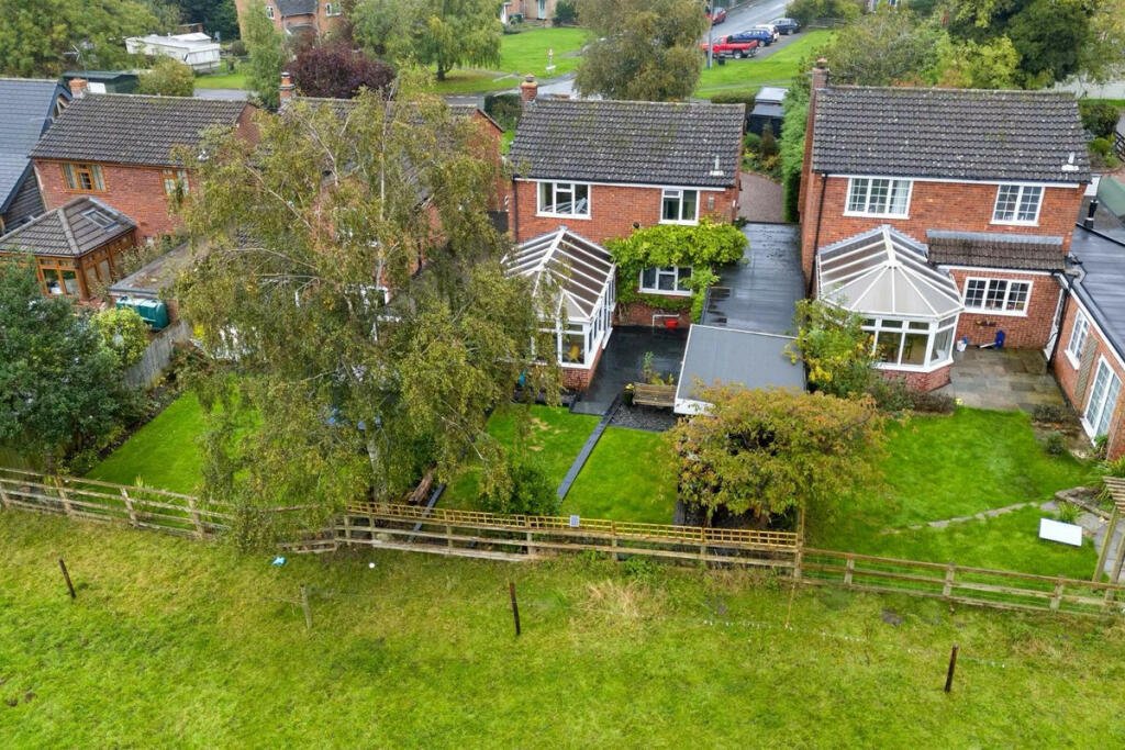 Additional property image - Top Street, Northend, CV47
