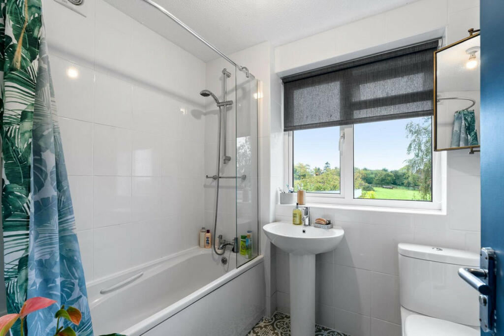 Additional property image - Top Street, Northend, CV47