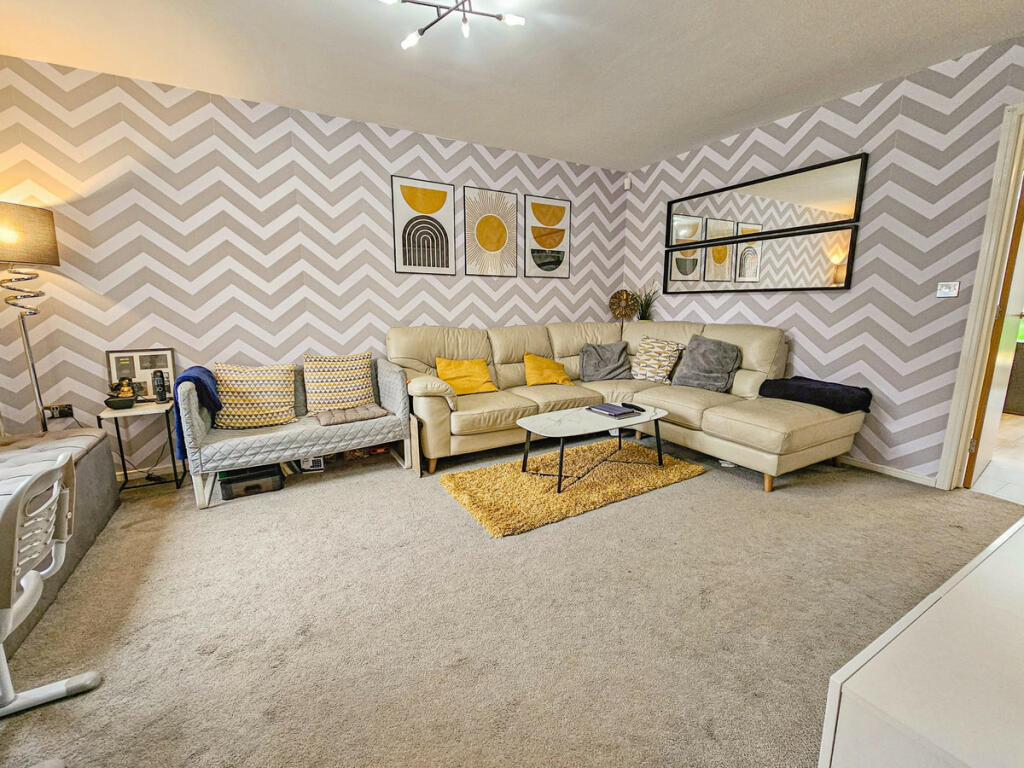 Additional property image - Polar Avenue, Nuneaton, CV10