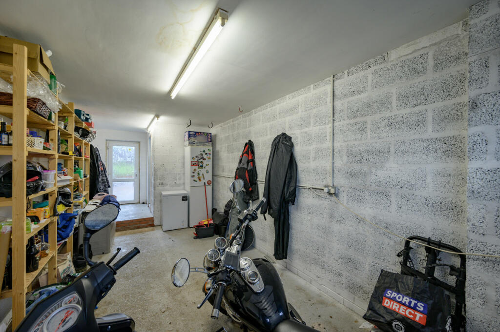 Additional property image - Radnor Drive, Nuneaton, CV10