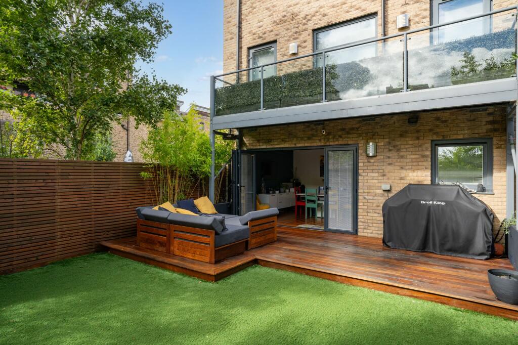 Additional property image - Scholars Walk, Cambridge, CB4