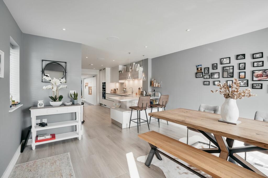 Additional property image - Milton Road, Cambridge, CB4