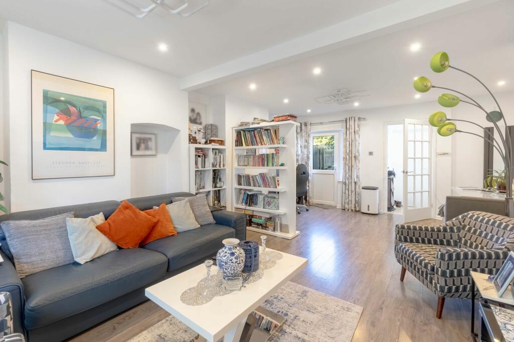 Additional property image - Garden Walk, Cambridge, CB4
