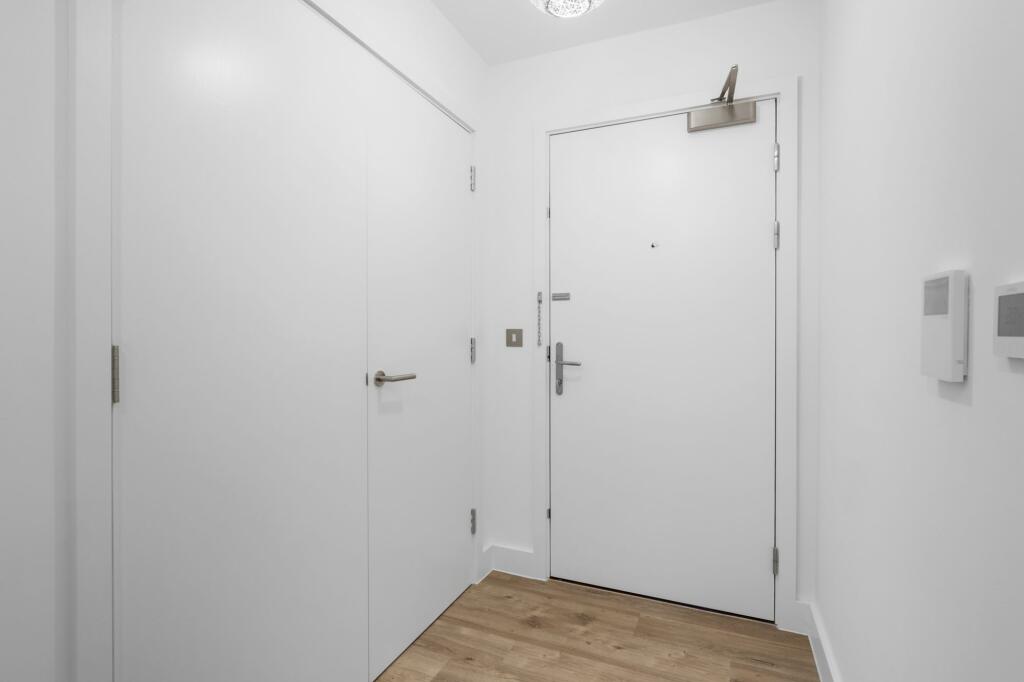 Additional property image - Gildenhowe, Cambridge, CB3