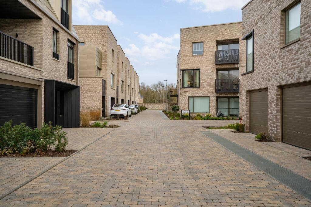 Additional property image - Gildenhowe, Cambridge, CB3