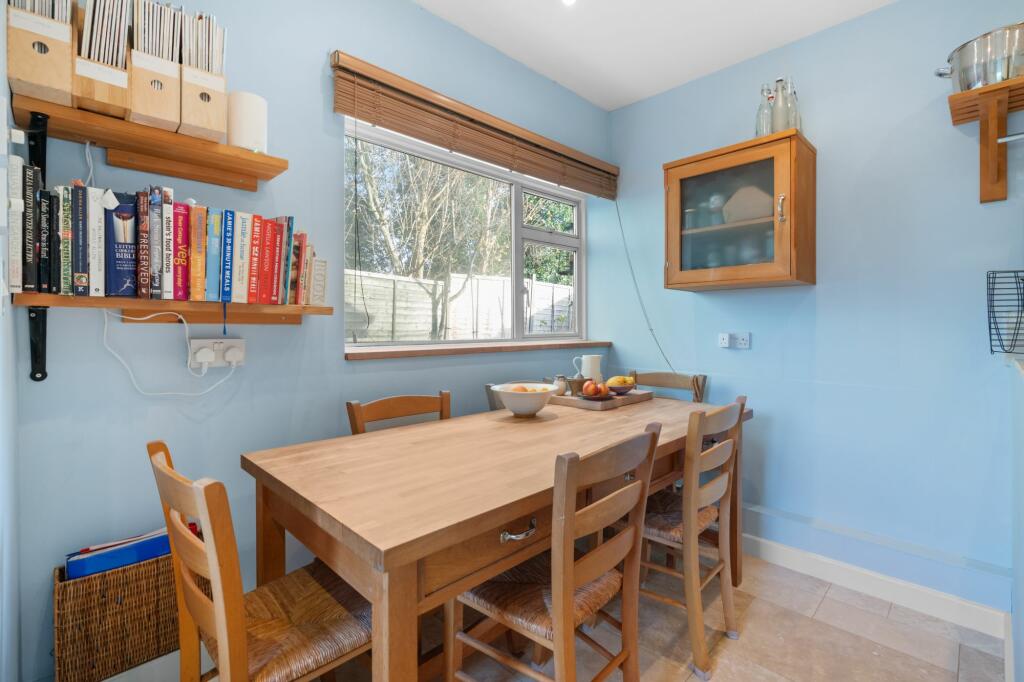 Additional property image - Mailes Close, Barton, CB23