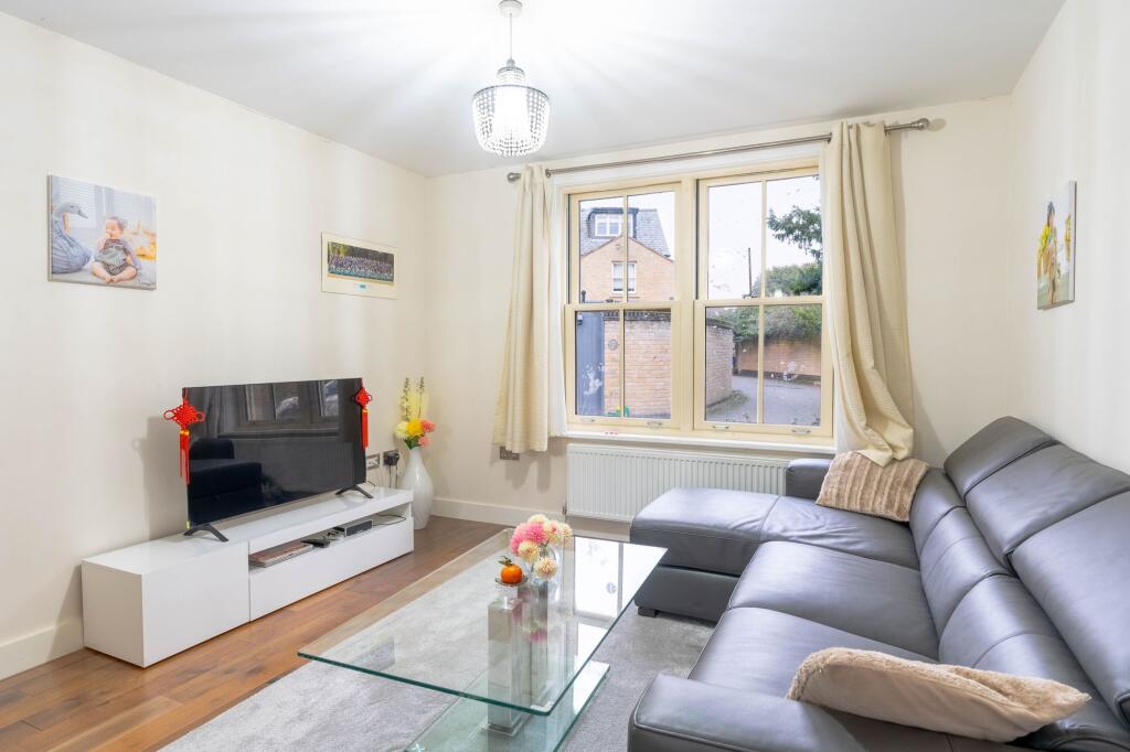 Property image - Vinery Road, Cambridge, CB1