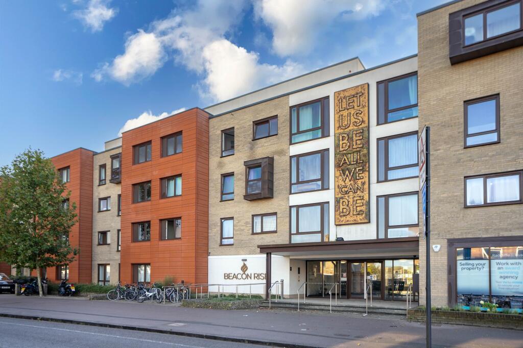 Main image of property: 160 Newmarket Road, Cambridge, CB5