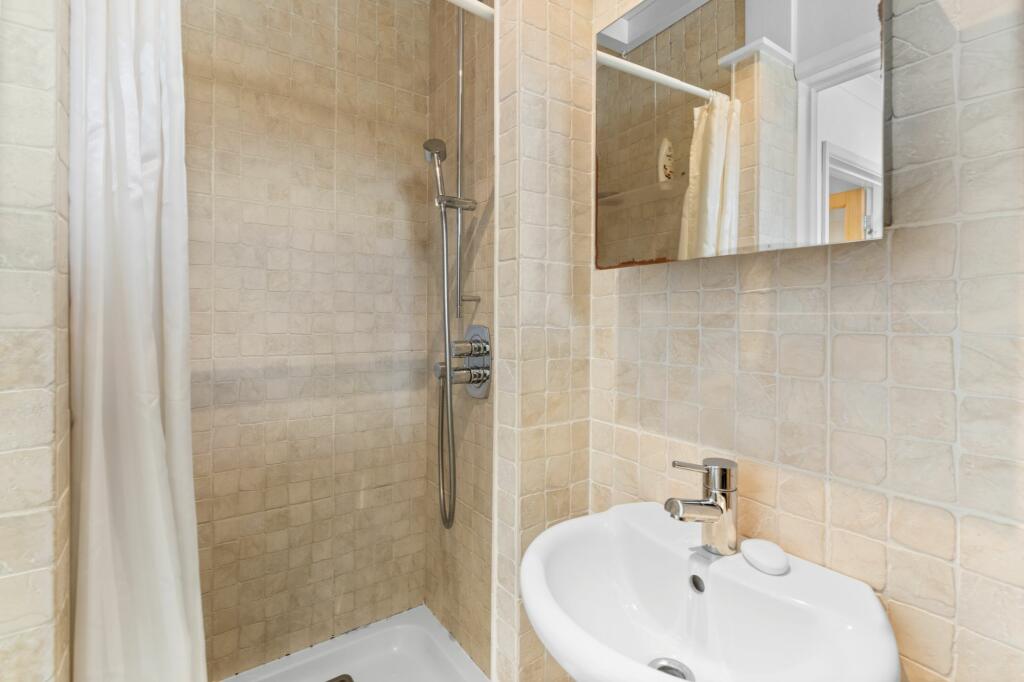 Additional property image - Hines Lane, Comberton, CB23