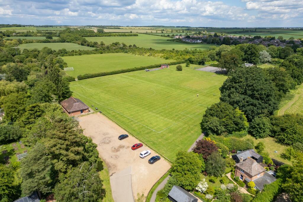 Additional property image - Hines Lane, Comberton, CB23