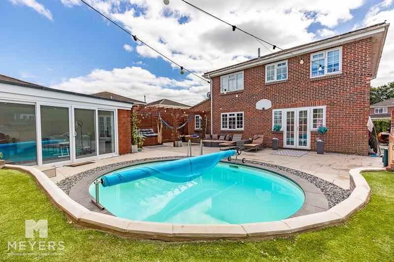 Additional property image - Sandringham Close, Muscliff, BH9