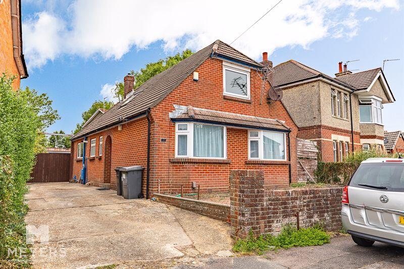4 bedroom detached bungalow
