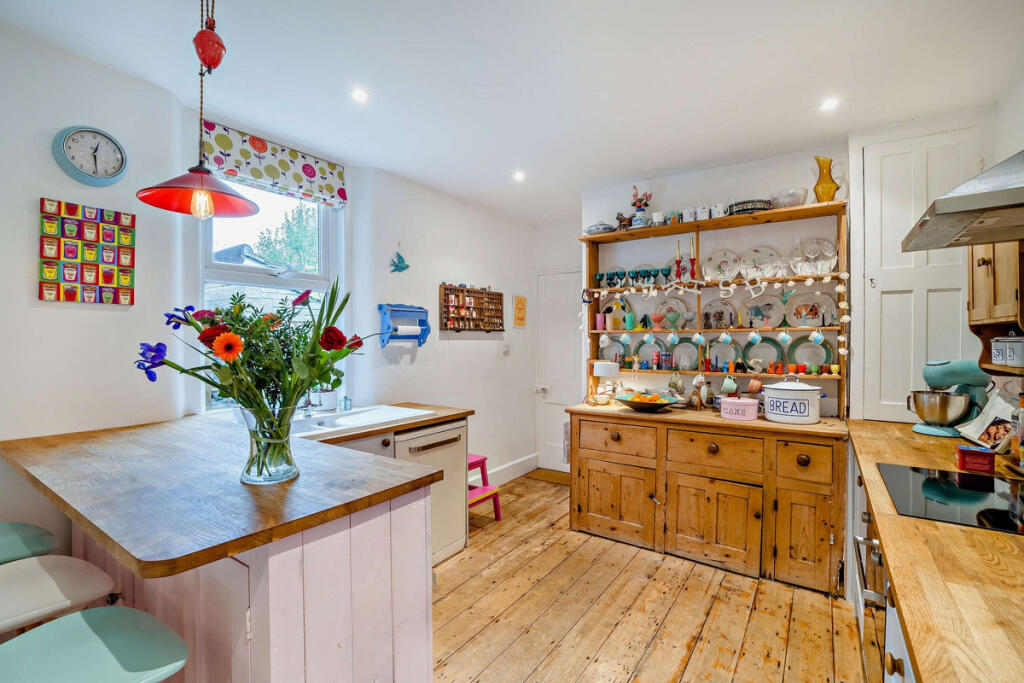 Main image of property: Hillside Road, Clevedon, BS21