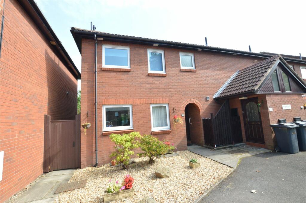 2 bedroom apartment for sale in Millers Court, Ormskirk, Lancashire, L39