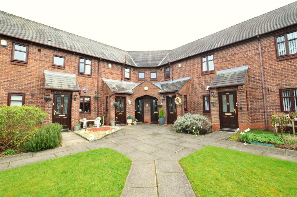 2 bedroom apartment for sale in Church Road, Woolton, Liverpool