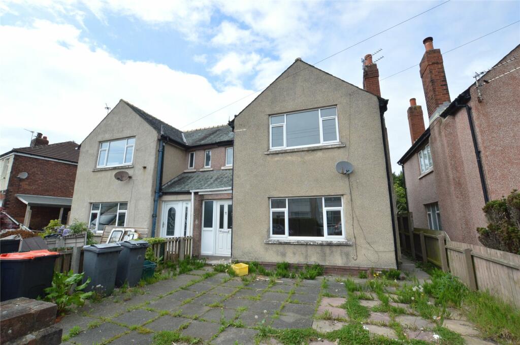 3 bedroom semidetached house for sale in Devonshire Avenue, Thornton
